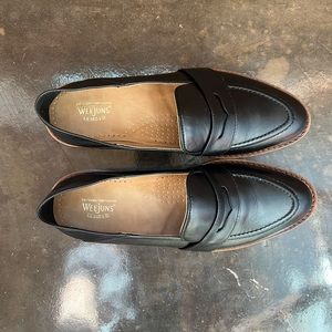 NEW Womens Weejuns Penny Loafers label size 7, 7.5 may be better!